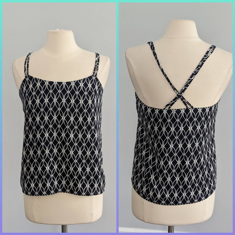 Black and White Patterned Women's Top